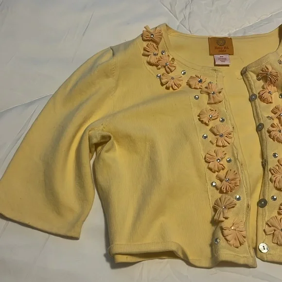 Ruby Rd. Yellow sweater. Size PM - Picture 3 of 3